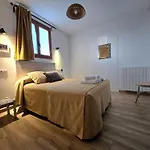 A 20 Min De Madrid En Ave Premium Apartment Con Chimenea, Wifi, Jardin Privado, Smart Tv 55P, Bano Dentro De Cada Dormitorio Y Aparcamiento En La Puerta