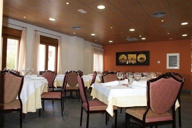 Hotel Mataelpino 3*