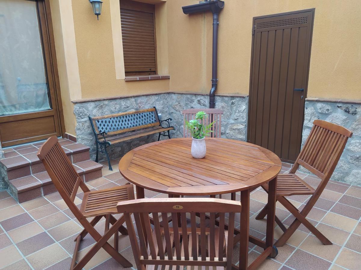El Abuelo Anselmo Country house Segovia