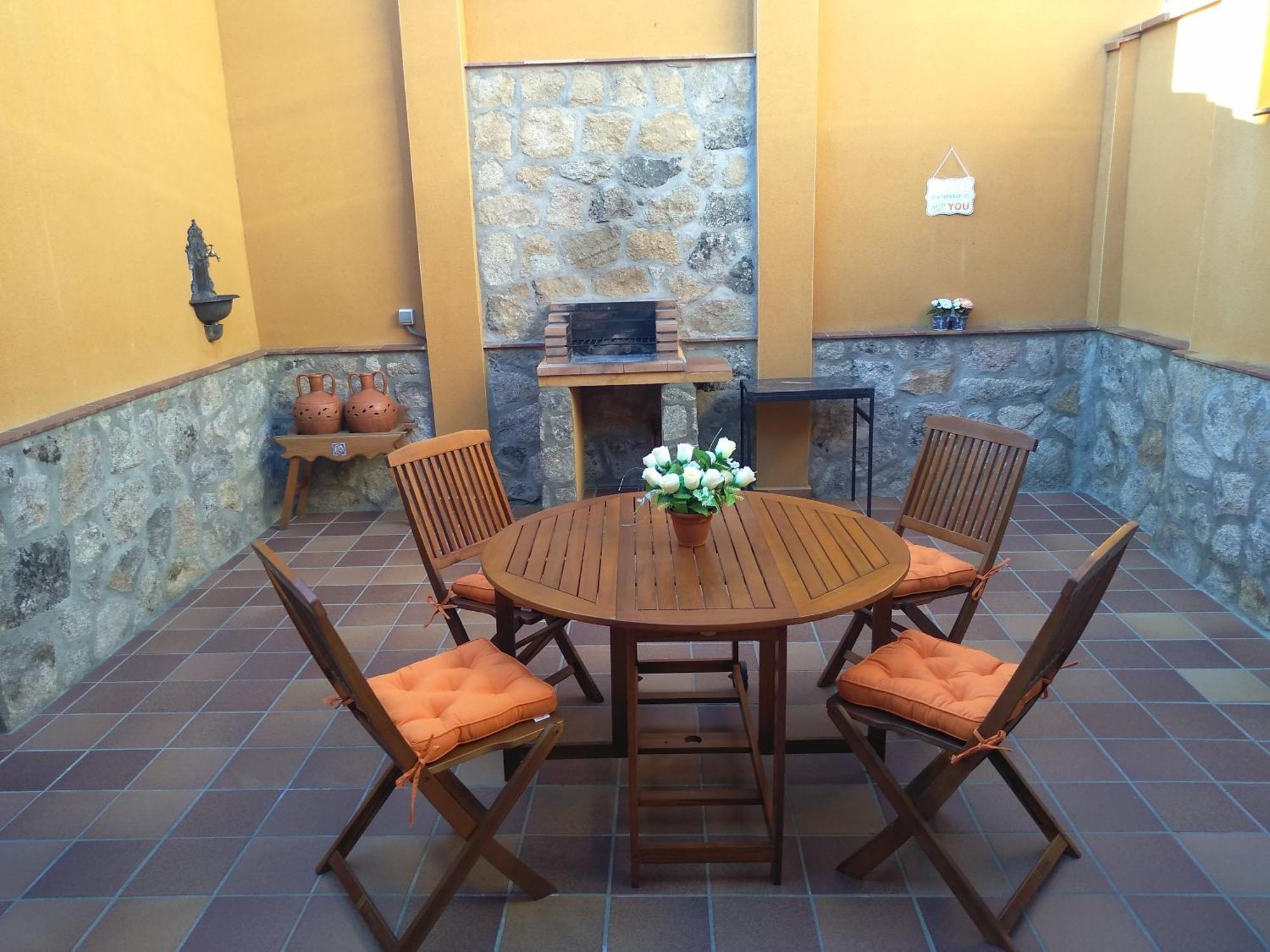 Casa rural El Abuelo Anselmo Segovia