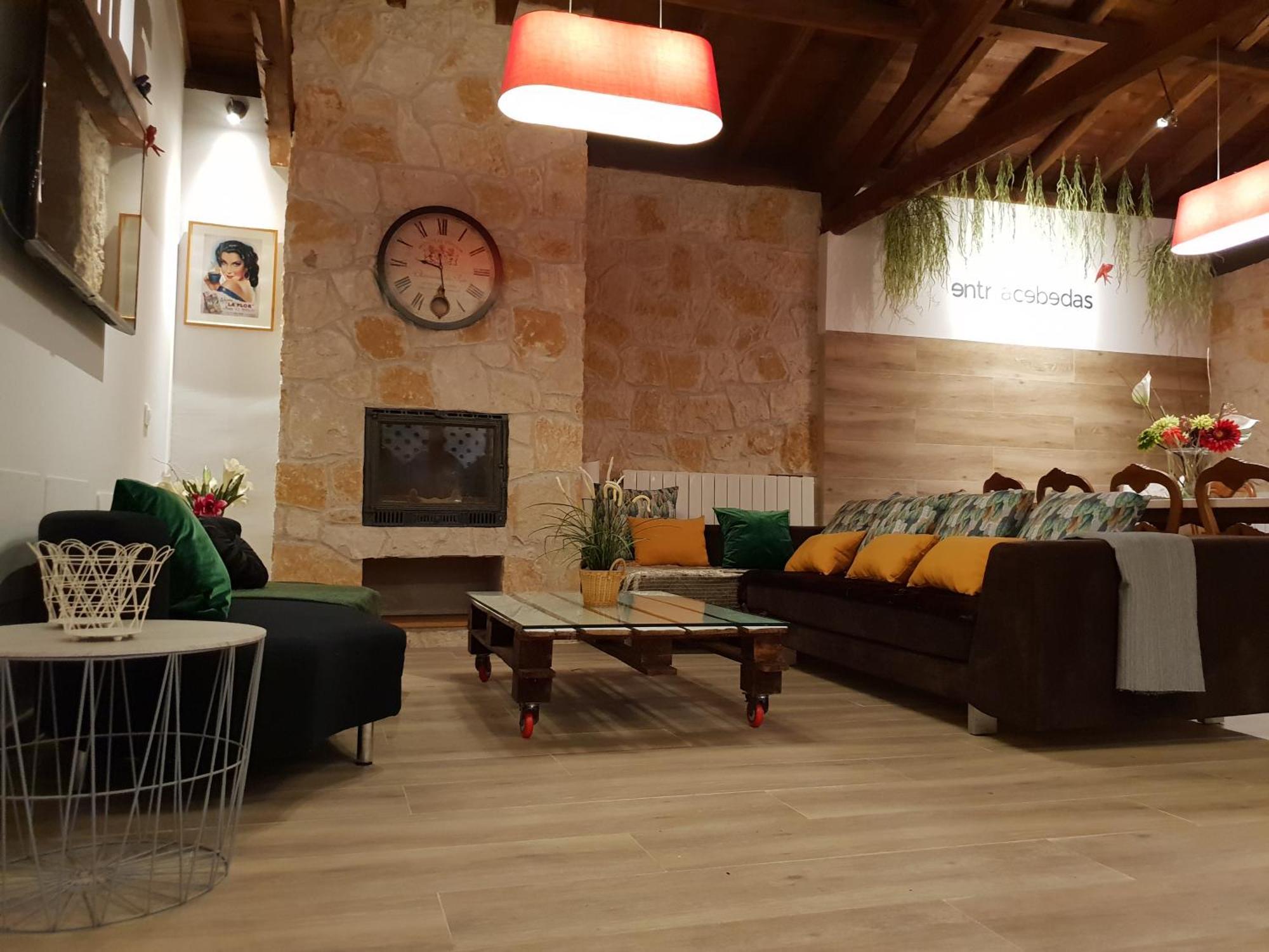 Apartamento A 20 Min De Madrid En Ave Premium Con Chimenea, Wifi, Jardin Privado, Smart Tv 55p, Bano Dentro De Cada Y Aparcamiento En La Puerta Segovia