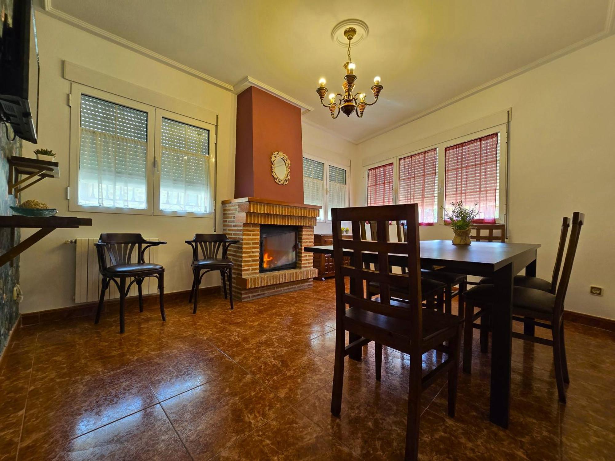 Apartment Gran Con Chimenea A 55 Min De Madrid Confort, Calidad & Wifi Free *