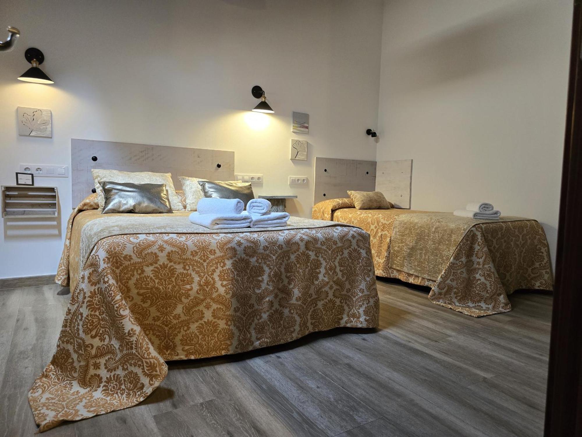 Apartamento A 20 Min De Madrid En Ave Premium Con Chimenea, Wifi, Jardin Privado, Smart Tv 55p, Bano Dentro De Cada Y Aparcamiento En La Puerta