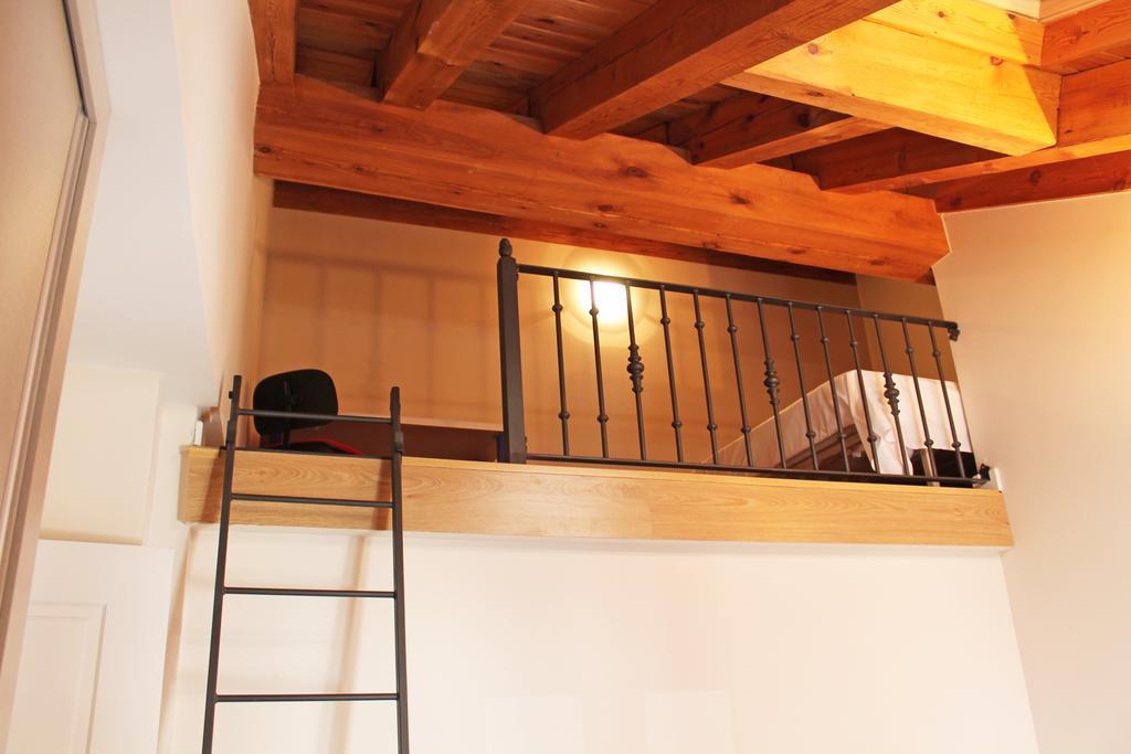 El Secreto De La Muralla De Apartment