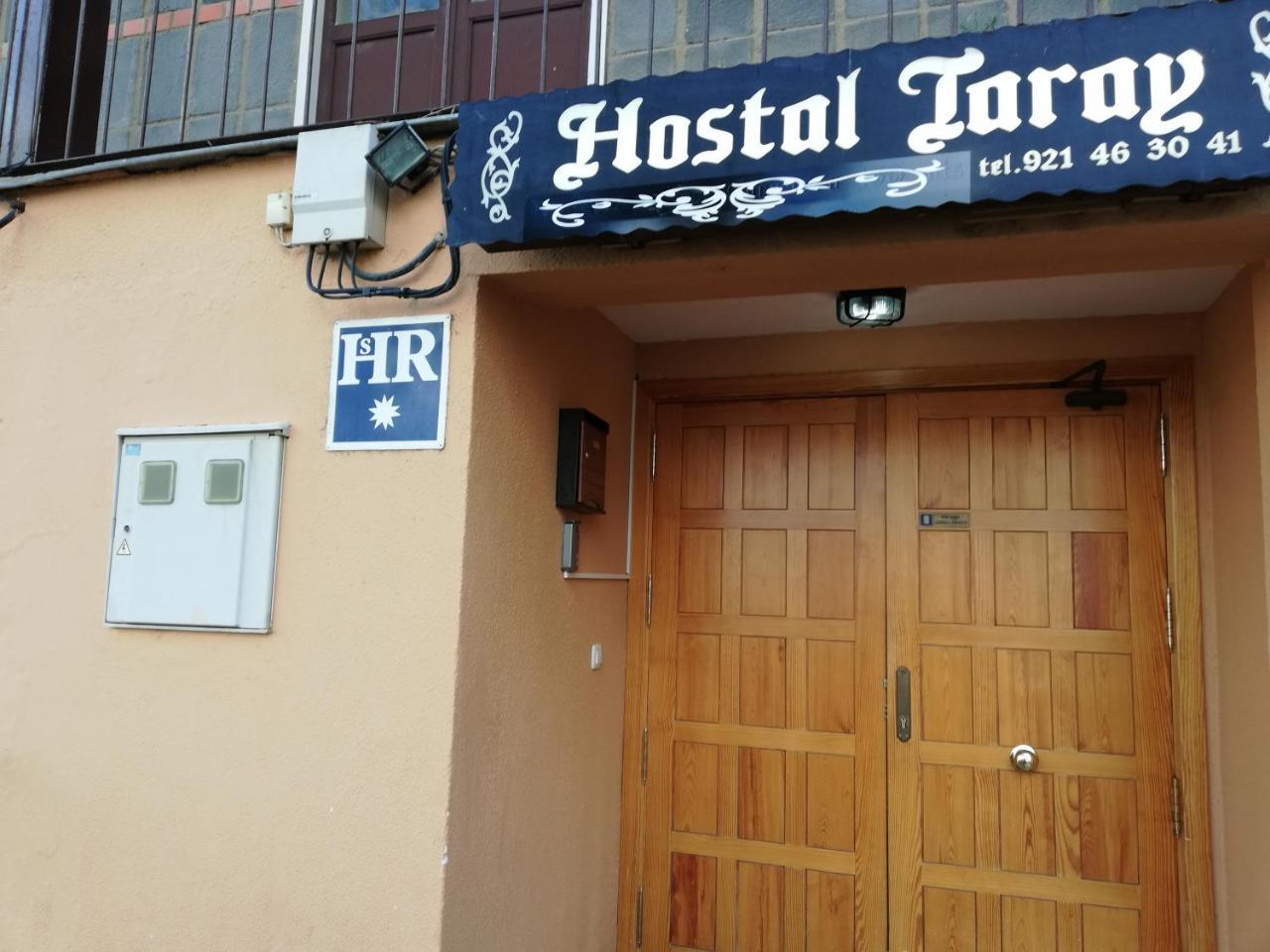 Pensión Residencia Taray *
