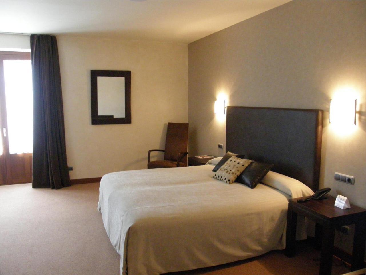 Guest house Palacio San Facundo 2*
