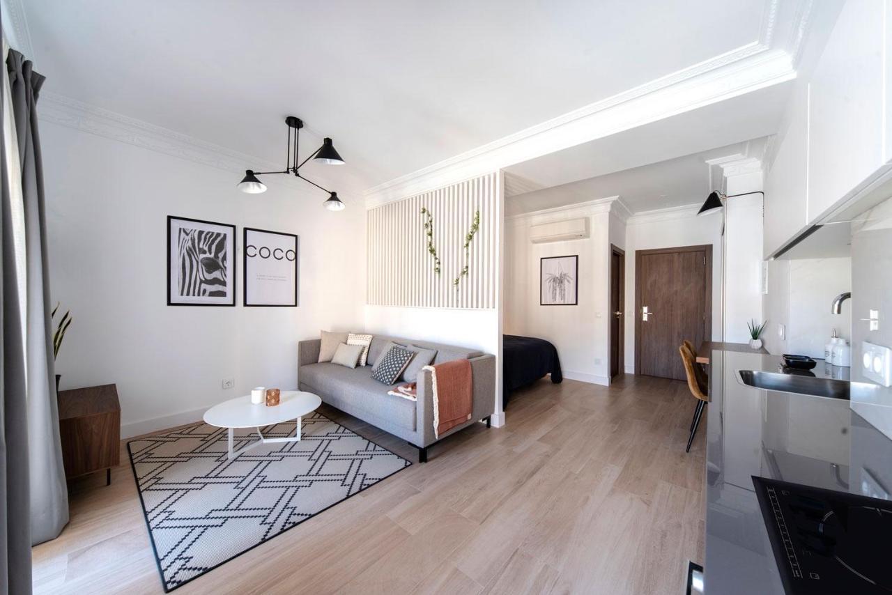 Real By Recordis Apartment